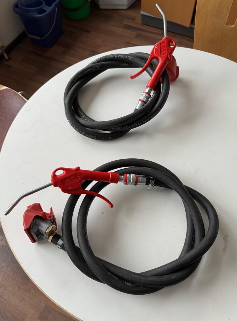 Puhallussuutin auton puhdistukseen